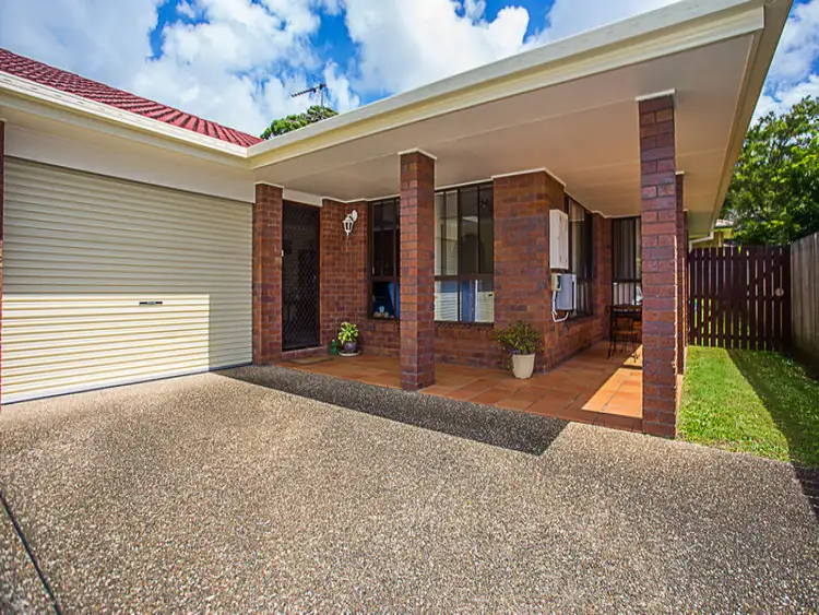 Main view of Homely semi-detached listing, 2/8 Kildare Drive, Banora Point NSW 2486