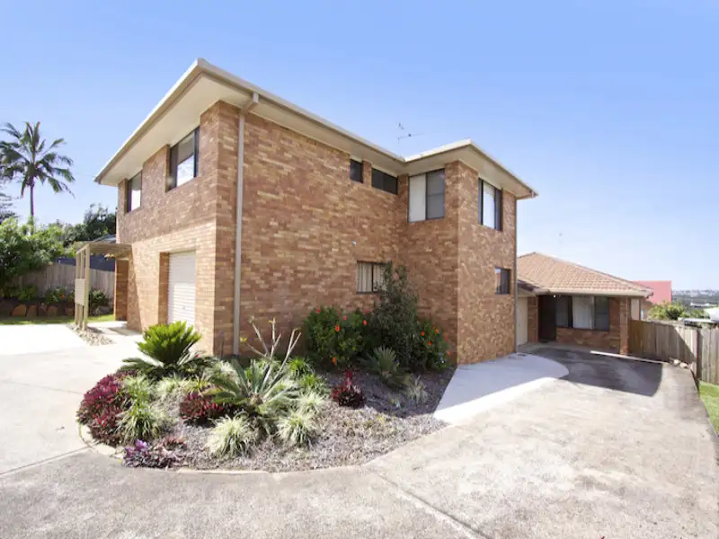 Main view of Homely semi-detached listing, 2/18 Oyster Point Road, Banora Point NSW 2486