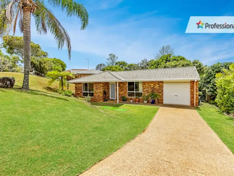 6 Ash Drive, Banora Point NSW 2486