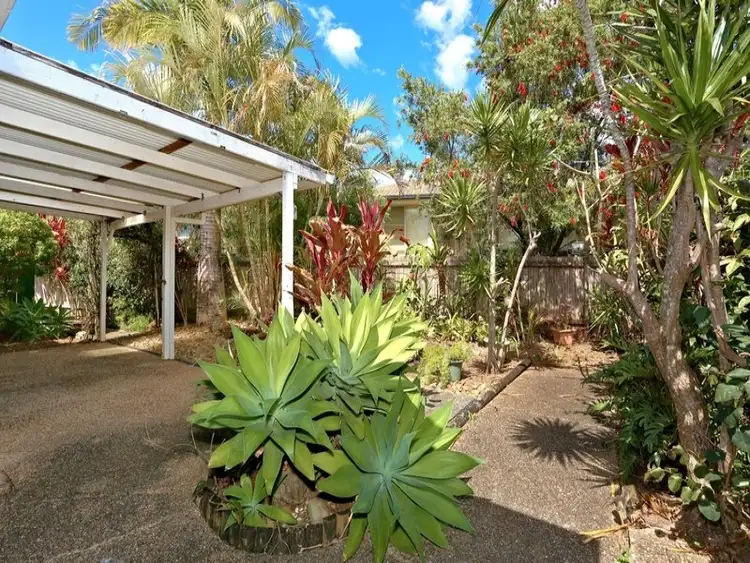 Fifth view of Homely semi-detached listing, 1/325 Darlington Drive, Banora Point NSW 2486