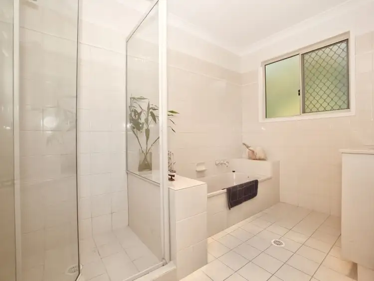Sixth view of Homely house listing, 5 Marilyn Court, Currumbin Waters QLD 4223