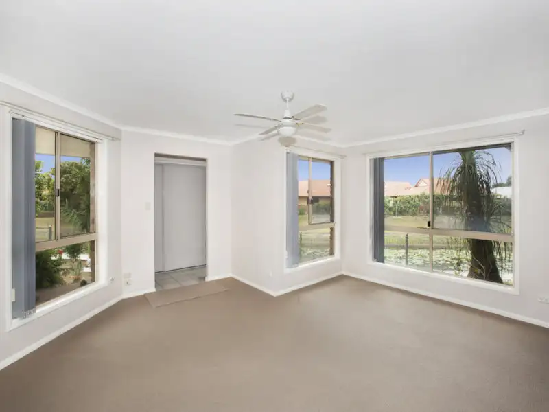 Main view of Homely unit listing, 2/32 Birkdale Court, Banora Point NSW 2486
