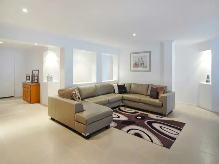 4 Traminer Court, Banora Point NSW 2486