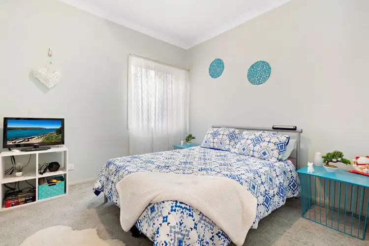 Second view of Homely house listing, 4 Halifax Court, Forest Lake QLD 4078