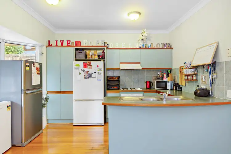 Fifth view of Homely house listing, 4 Halifax Court, Forest Lake QLD 4078