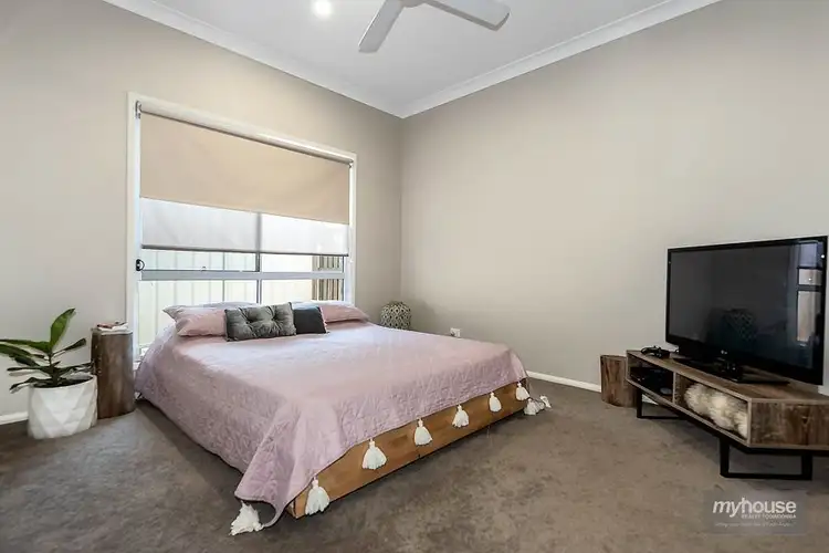 Sixth view of Homely unit listing, 124c Holberton Street, Newtown QLD 4350