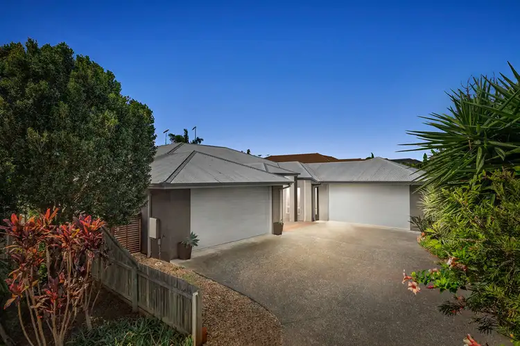 15 Stacey Close, Moggill QLD 4070