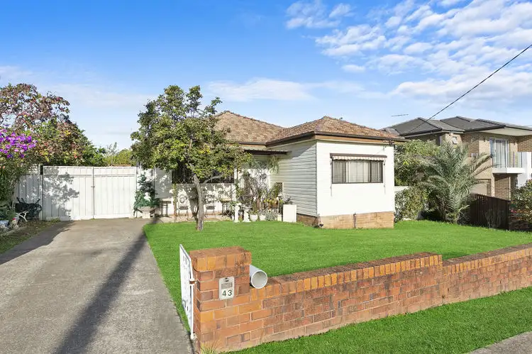43 Warwick Road, Merrylands NSW 2160