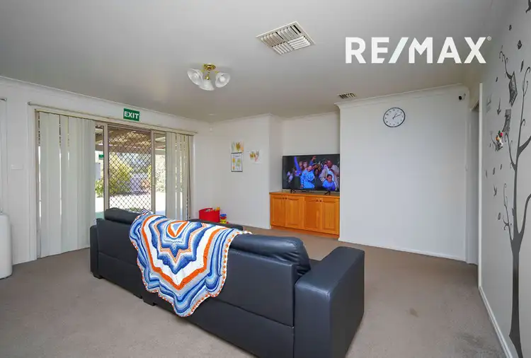 Sixth view of Homely house listing, 2 Paldi Crescent, Glenfield Park NSW 2650