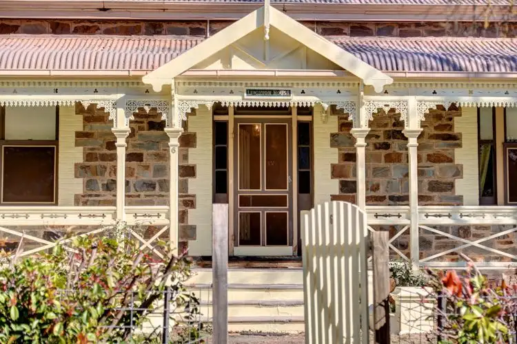 6 Chapel Street, Burra SA 5417