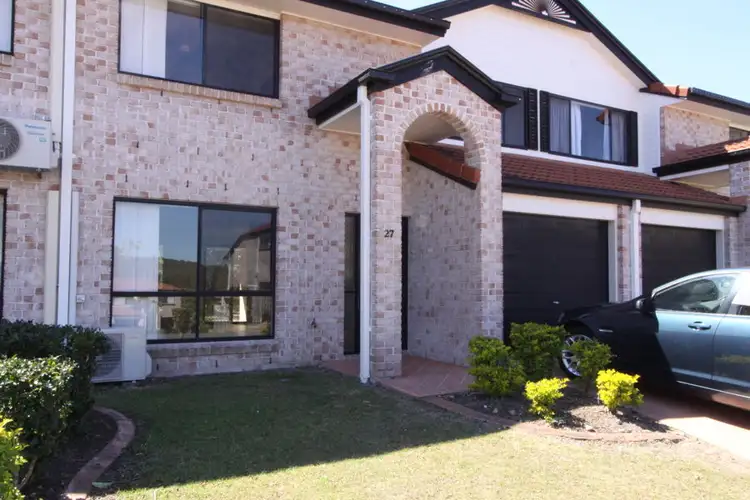 27 141 Pacific Pines Boulevard, Pacific Pines QLD 4211