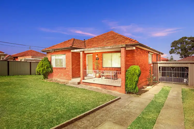 4 Thomas Street, Merrylands NSW 2160