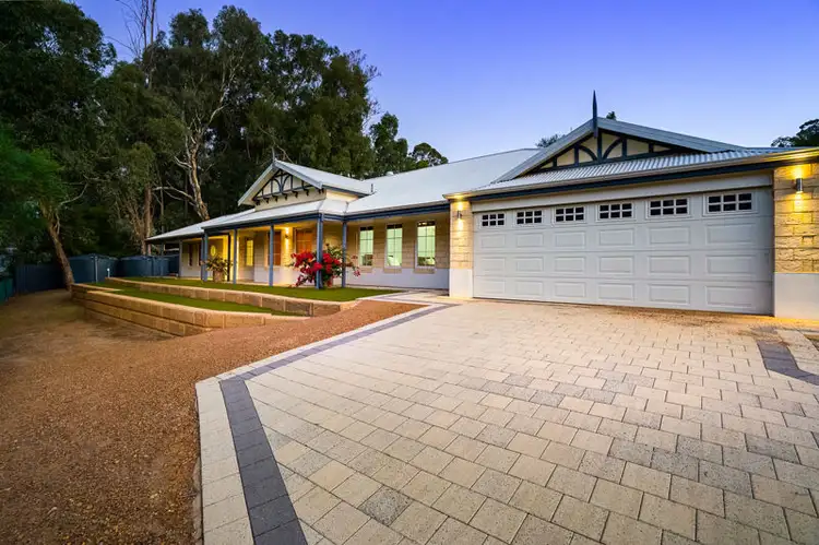 90 Karl Place, Mundaring WA 6073