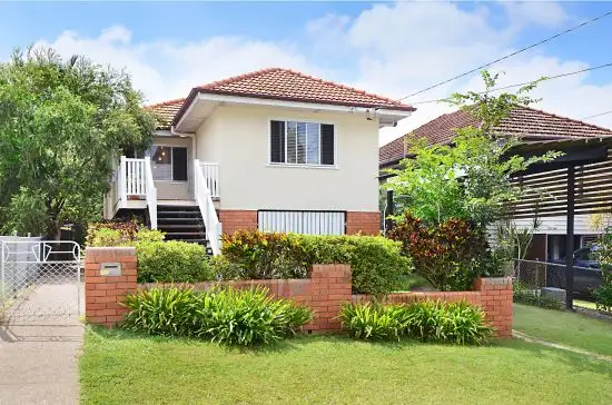 12 Reuben Street, Holland Park QLD 4121