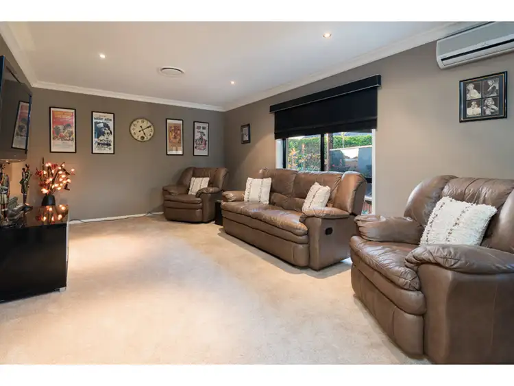 Sixth view of Homely house listing, 8 Kuhler Court, Carindale QLD 4152