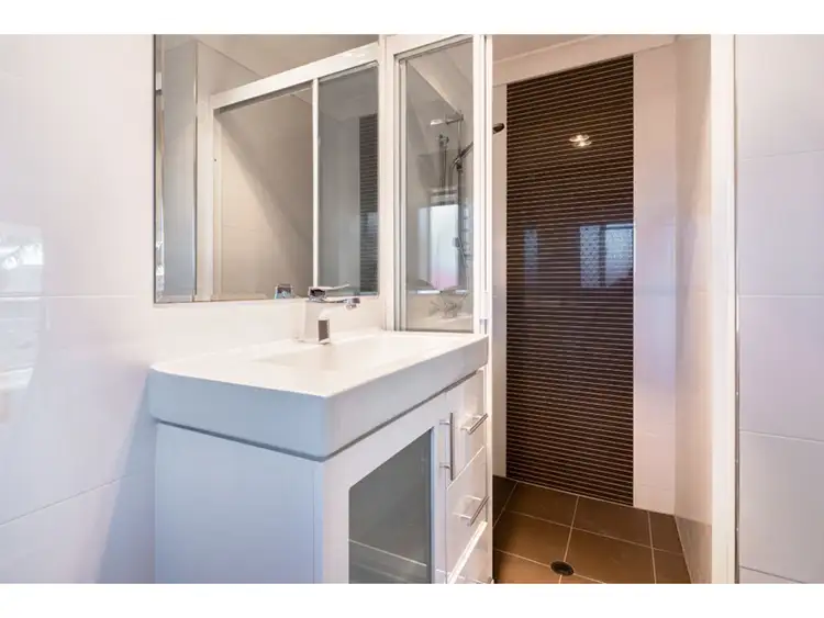 Fifth view of Homely house listing, 3 Pendennis Place, Carindale QLD 4152