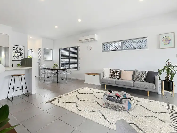 1/74 Alpha Street, Taringa QLD 4068