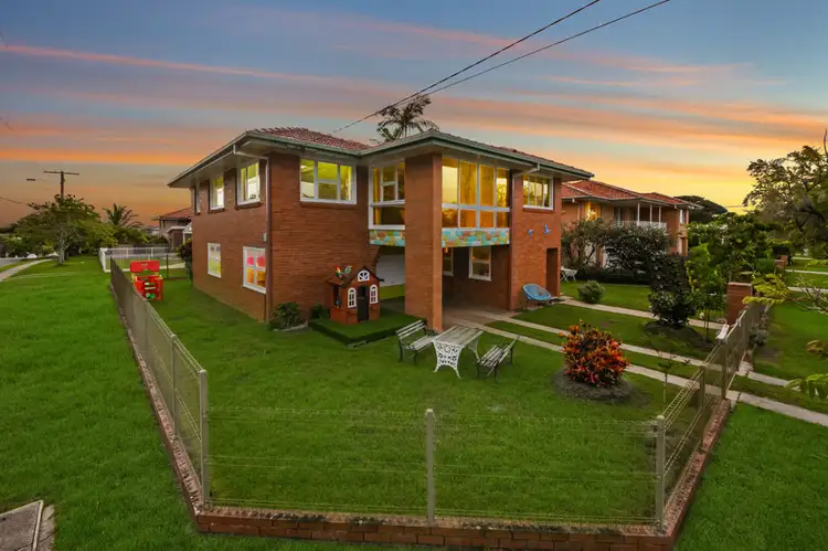 1 Fewings Street, Redcliffe QLD 4020