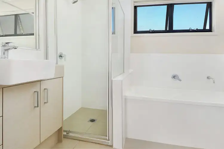Seventh view of Homely townhouse listing, 4/15 Rutland Street, Coorparoo QLD 4151