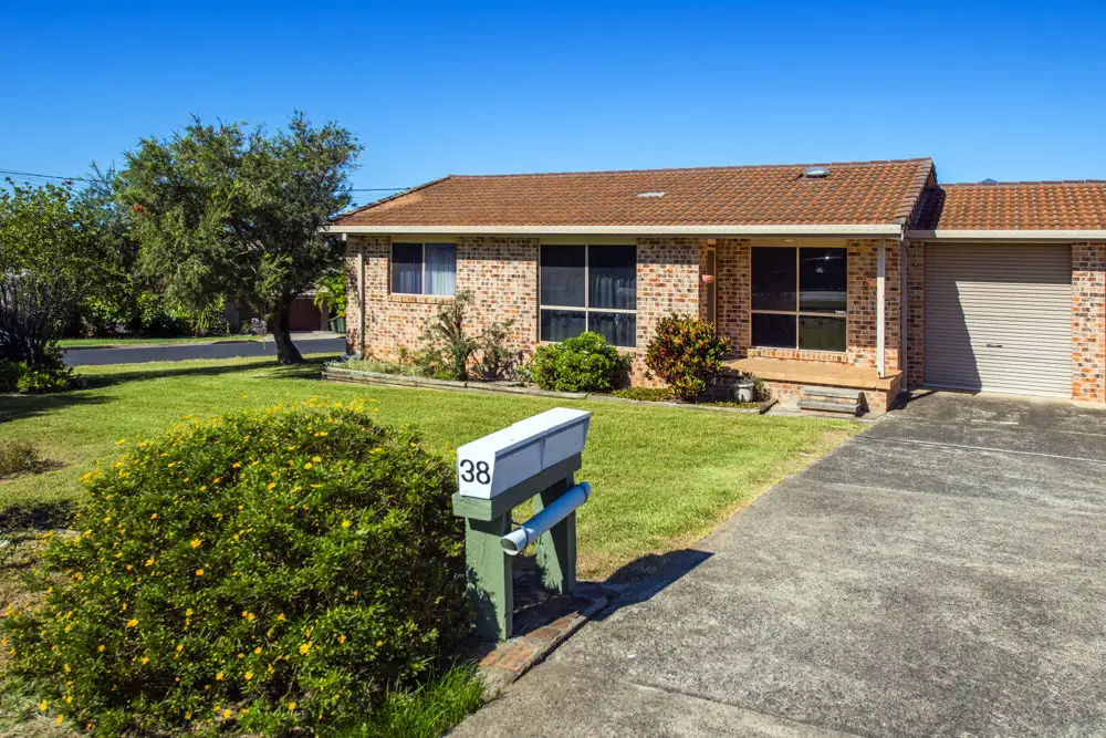 Main view of Homely villa listing, 1/38 Arrawarra Road, Arrawarra Headland NSW 2456