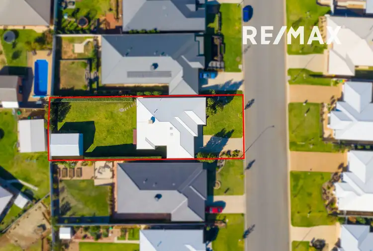 Second view of Homely house listing, 35 Rainbow Drive, Estella NSW 2650