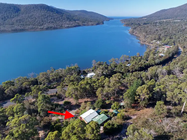 5529 Arthur Highway, Eaglehawk Neck TAS 7179