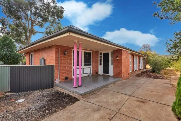 25 St Leonard Crescent, Elizabeth Downs SA 5113