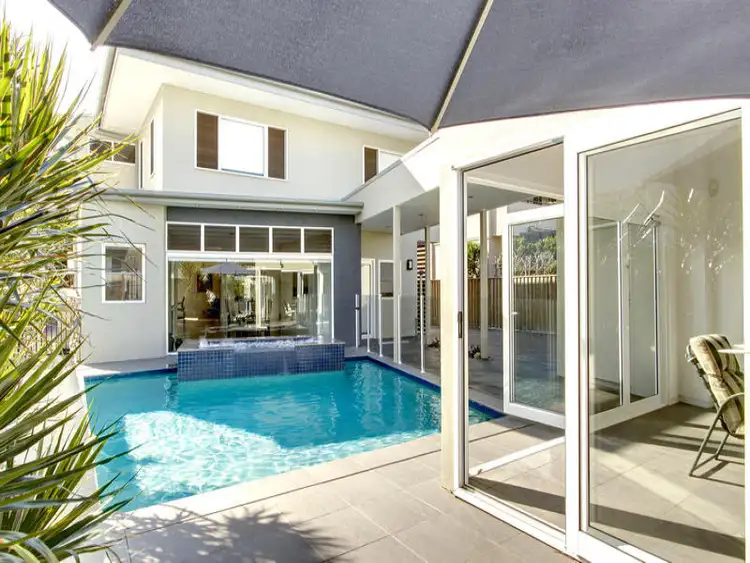 17 Ocean Street, North Avoca NSW 2260