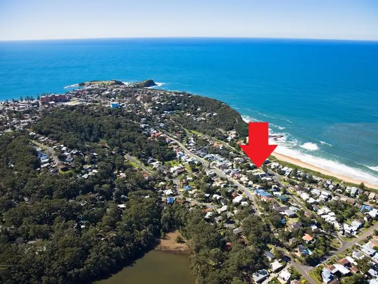 Third view of Homely unit listing, 3/21-23 North Avoca Parade, North Avoca NSW 2260