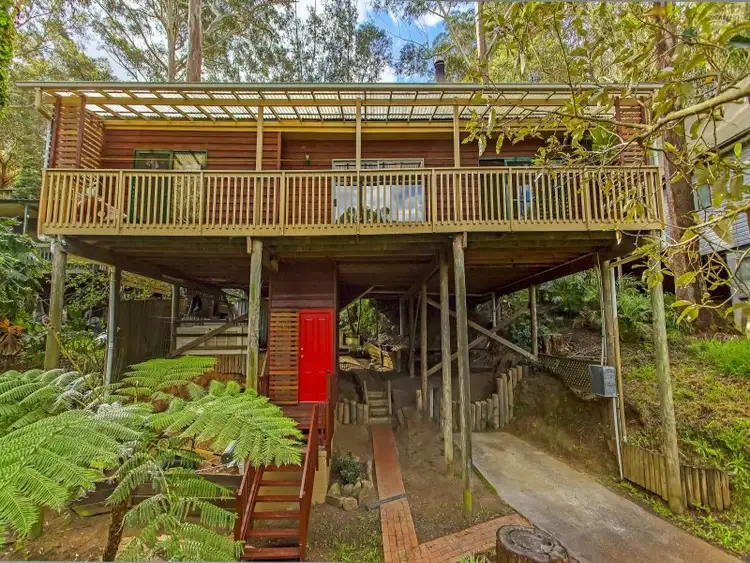 Fourth view of Homely house listing, 20 Palmgrove Place, North Avoca NSW 2260