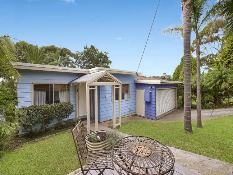 58 Promenade Avenue, Bateau Bay NSW 2261