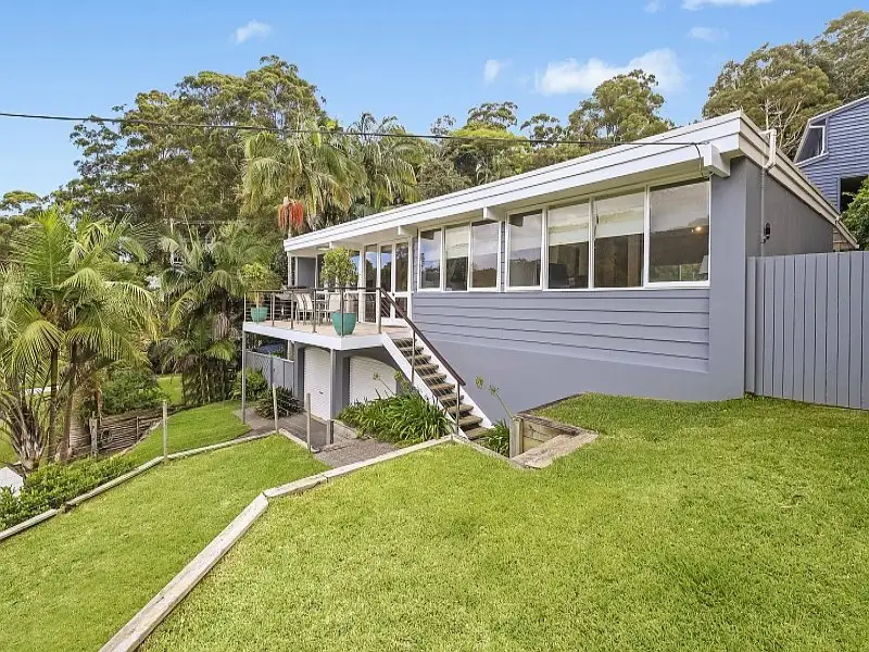 Main view of Homely house listing, 4 Palmgrove Place, North Avoca NSW 2260