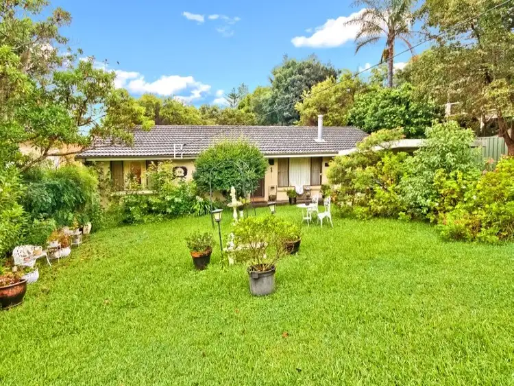 12 Maree Avenue, Terrigal NSW 2260