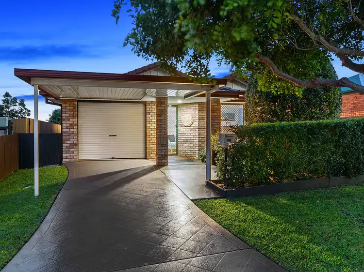23 Tamborine Street