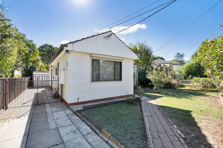25 Bland Street, Carramar NSW 2163