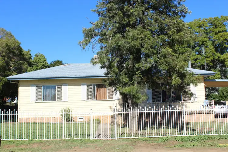 1 Condor Cresent, Moree NSW 2400