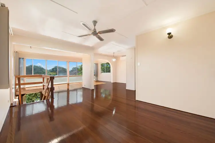 12 Mendel St, Stafford Heights QLD 4053