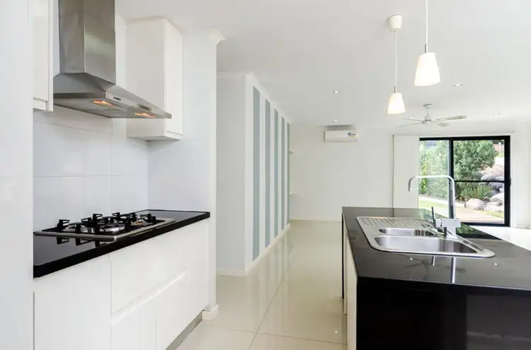 Fifth view of Homely house listing, 2/28 Flounder Crescent, Toolooa QLD 4680