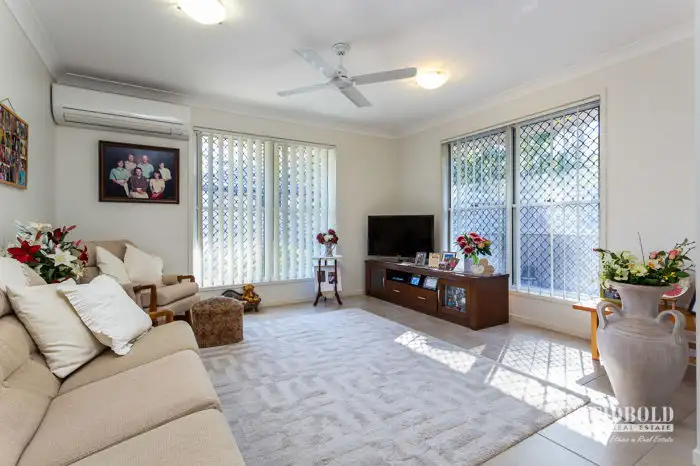 Second view of Homely retirement listing, 1/19 Pine Terrace, Redland Bay QLD 4165