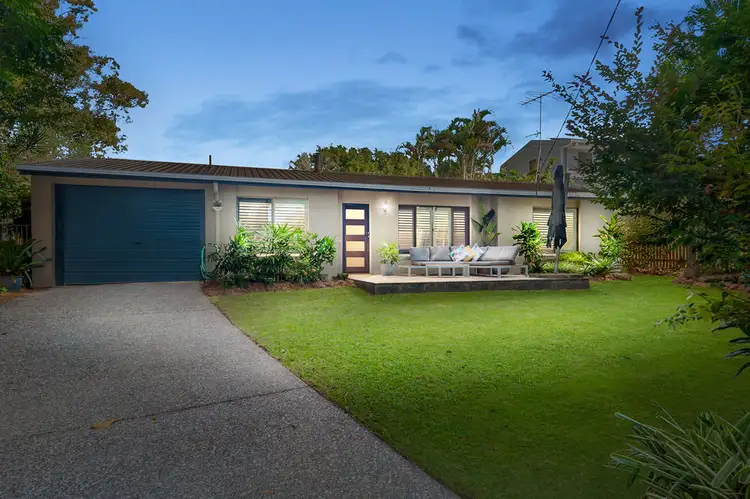 6 Roberts Street, Palmwoods QLD 4555