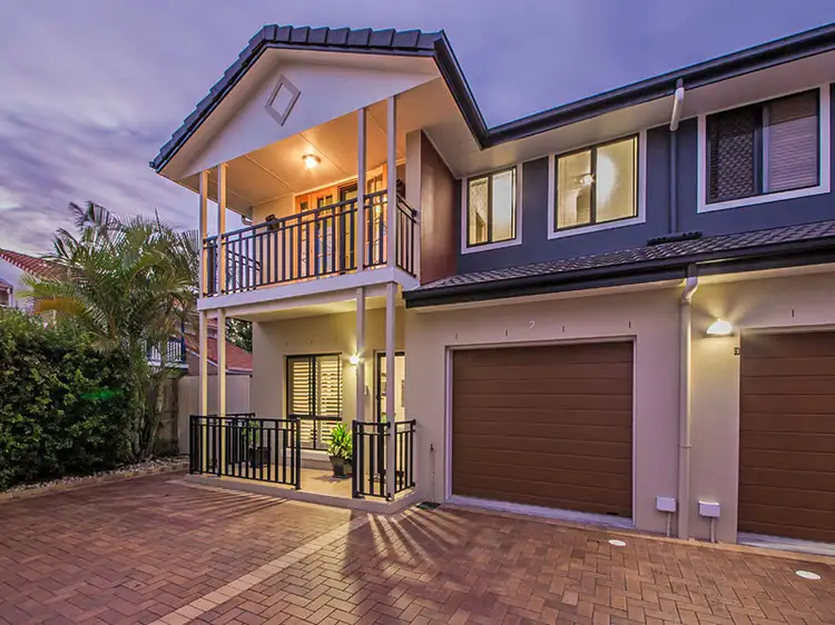 2/74 Orana Street, Carina QLD 4152