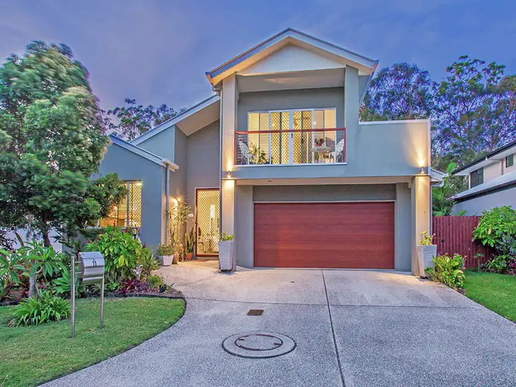 11 Chipping Close, Wakerley QLD 4154