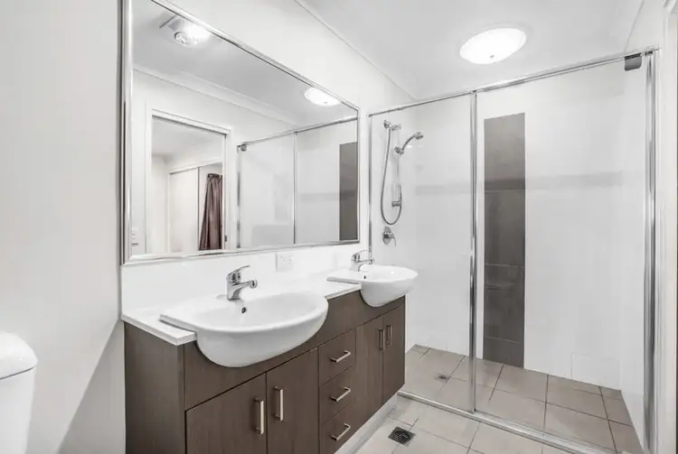 Fifth view of Homely house listing, 5/8 Oasis Close, Manly West QLD 4179