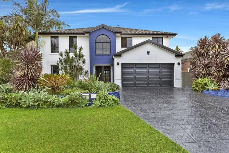 17 Renown St, Wamberal NSW 2260
