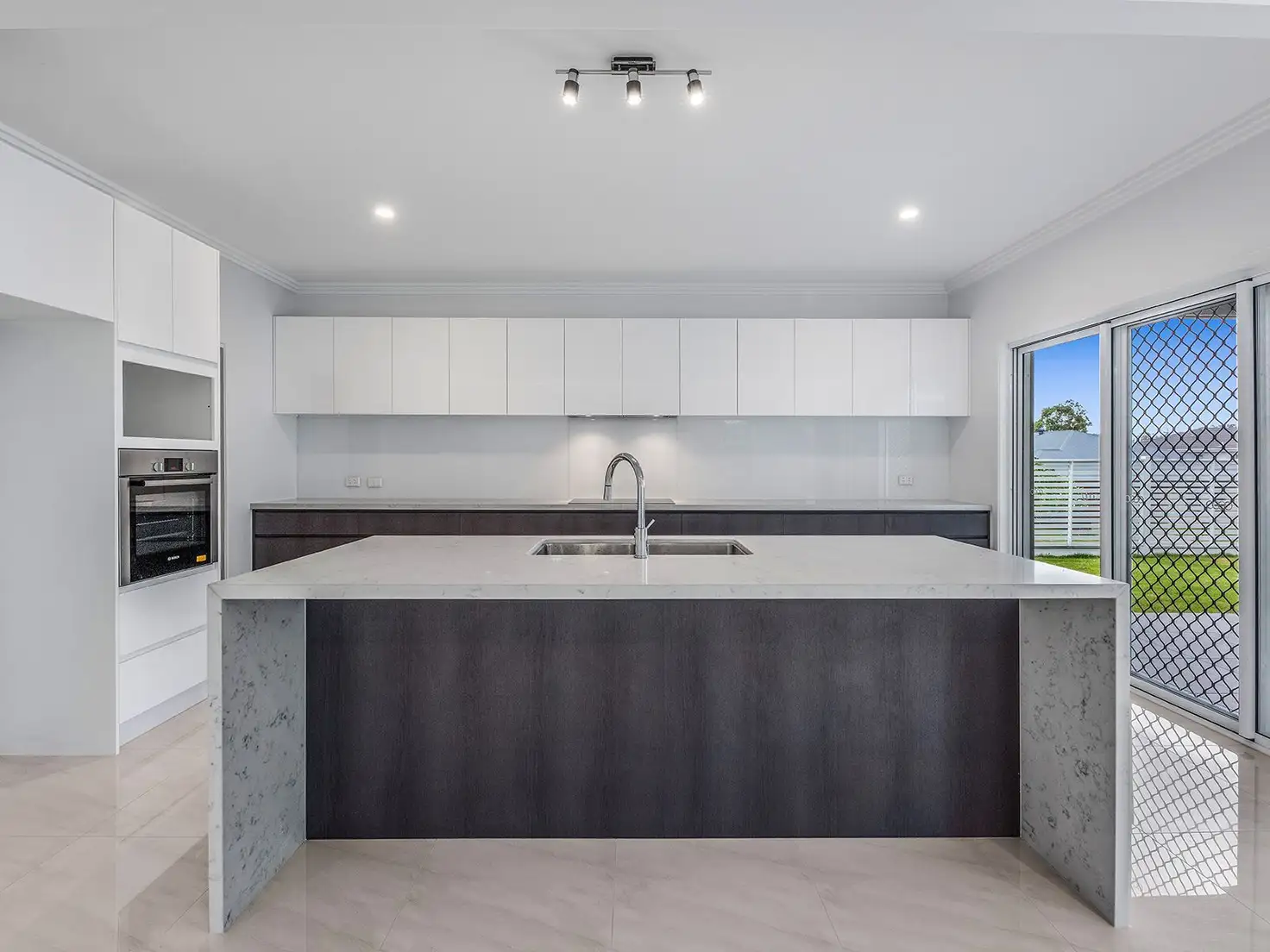 Main view of Homely house listing, 2 Regal Cl, Heathwood QLD 4110