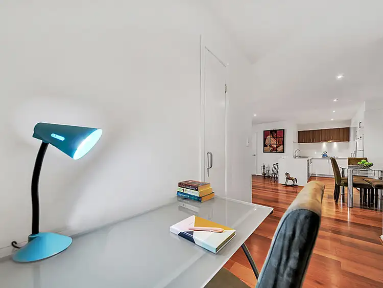 Second view of Homely unit listing, 21/70 Bay Tce, Wynnum QLD 4178