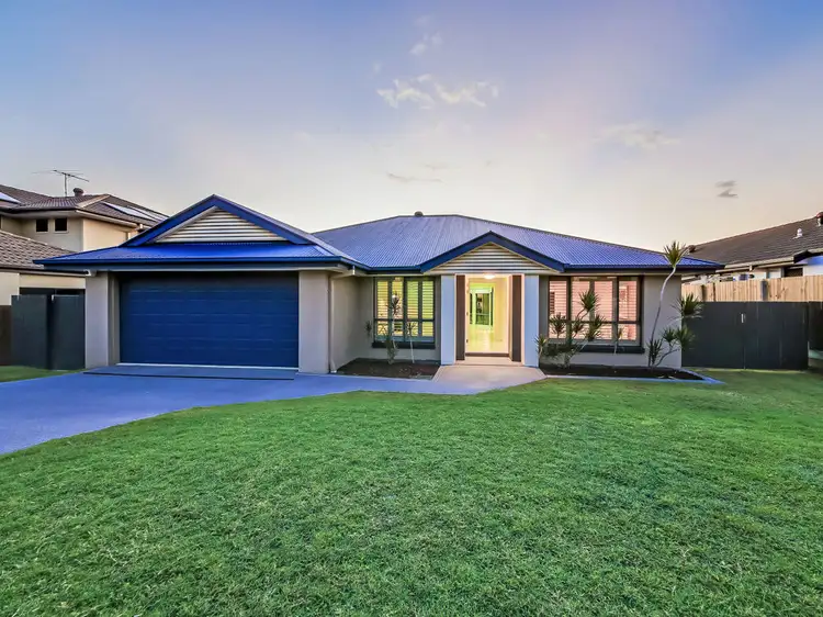 8 Willis St, Wakerley QLD 4154