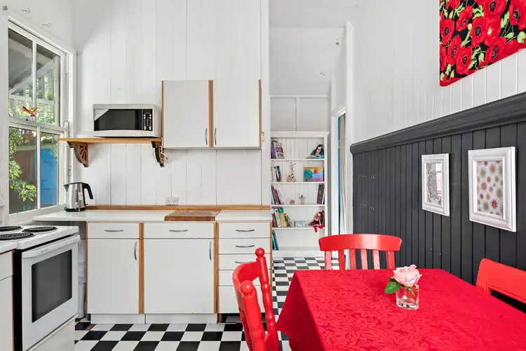 Fourth view of Homely semi-detached listing, 1/8 Dorall Street, Kippa-ring QLD 4021