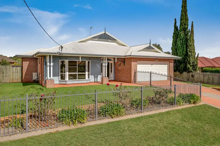 142 Spring Street, Middle Ridge QLD 4350