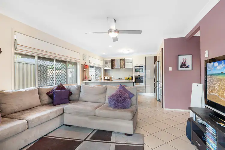 Sixth view of Homely house listing, 8 Dorval Close, Mansfield QLD 4122